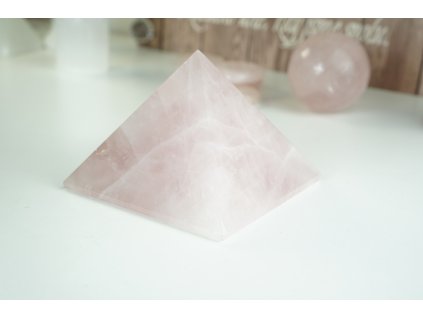 Růženinová pyramida