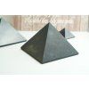 Šungit pyramida 10 cm - matná