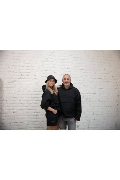 Stylová pláštěnka SOULMATES • black / černá