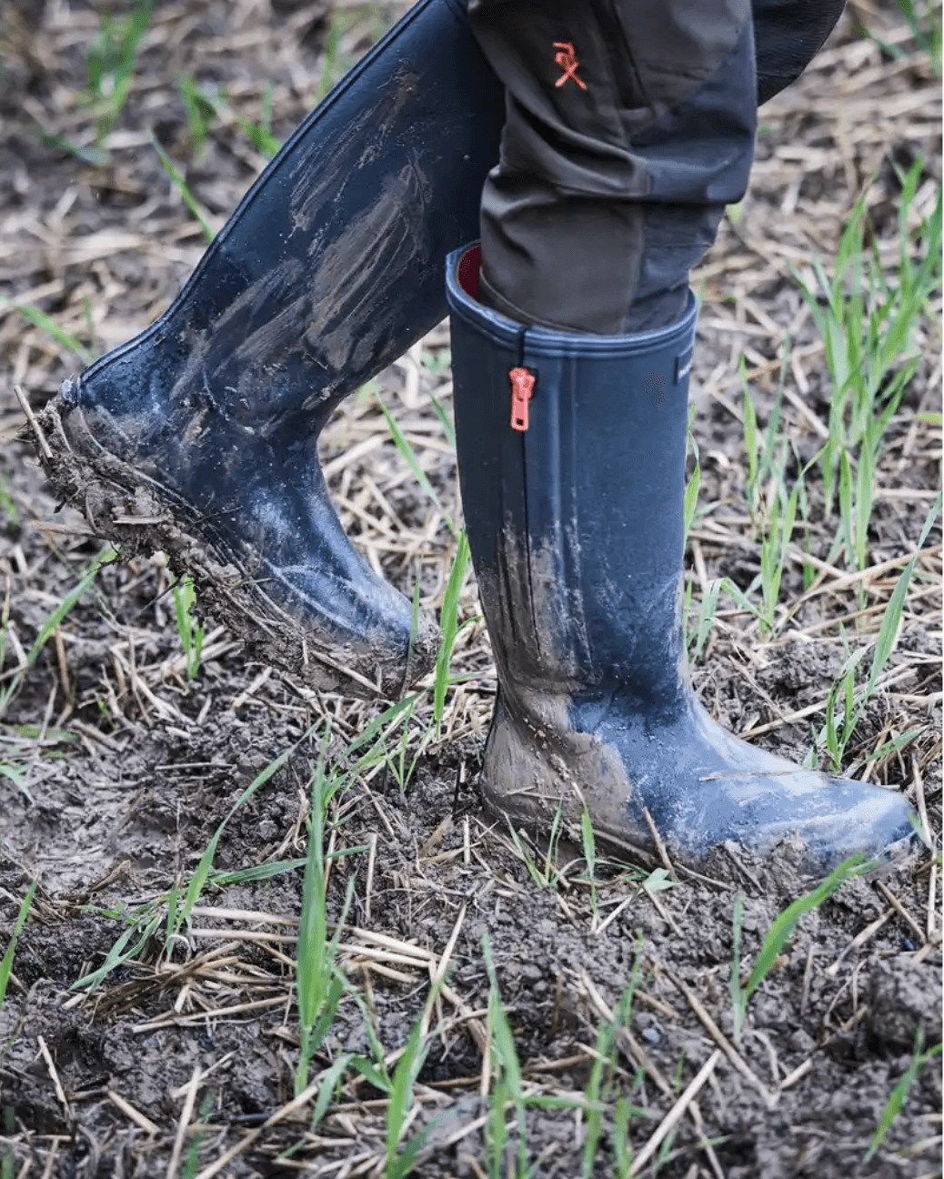 Jak vybrat holínky pro myslivce a pejskaře?