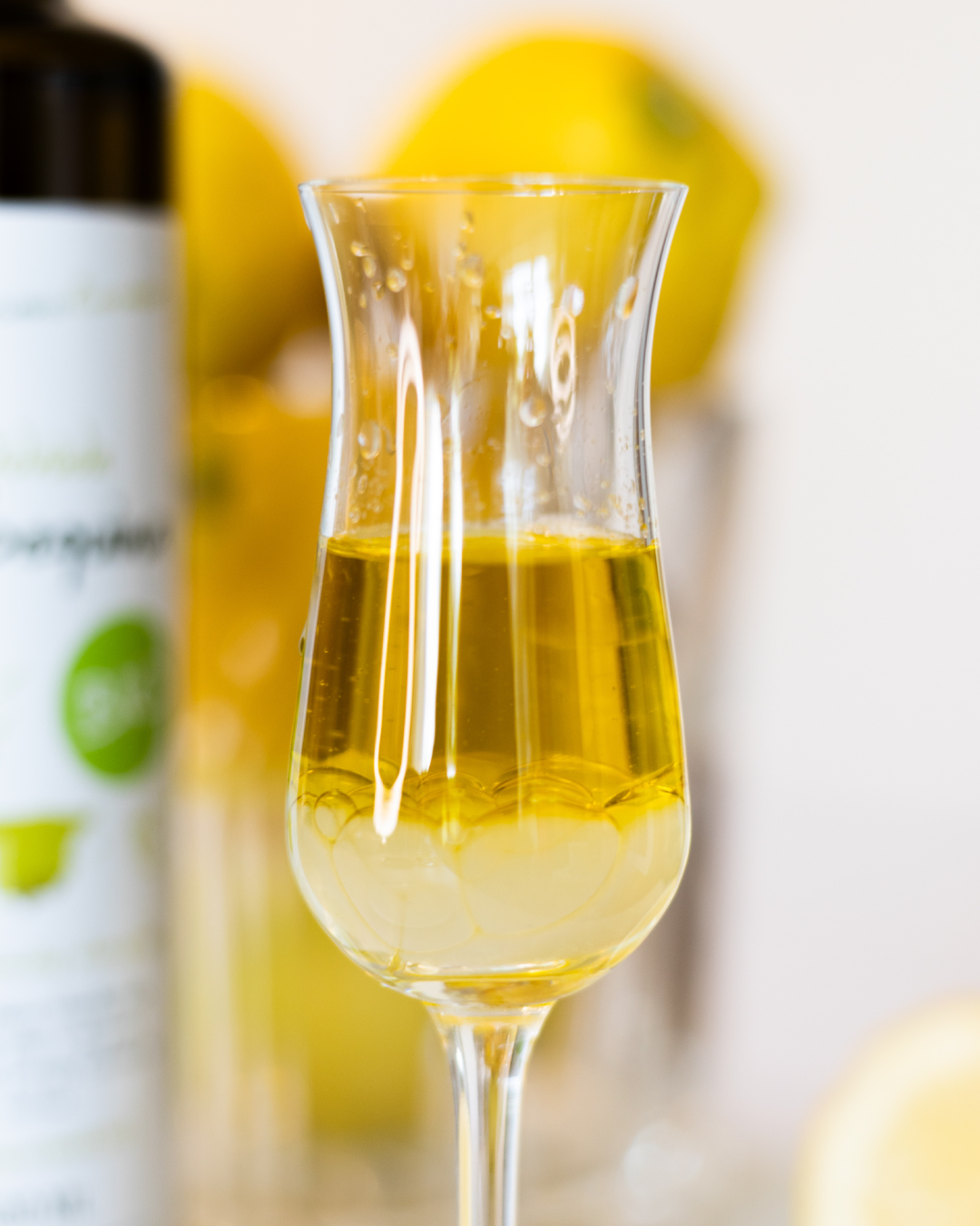 Olive oil shot: Proč si (ne)dávat panáčka oliváče?