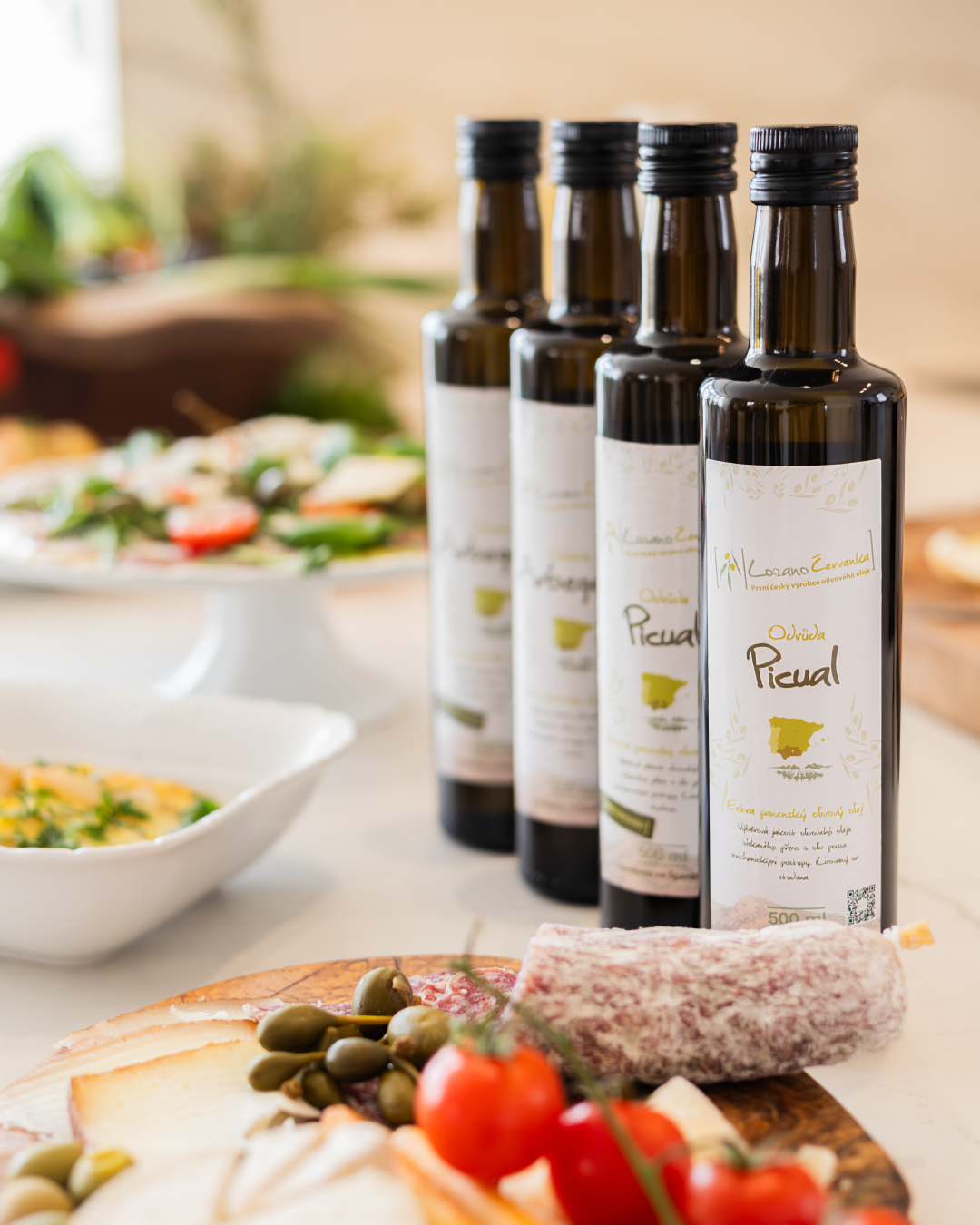 Spotřebitelský slovníček. Jak číst etiketu olivového oleje?