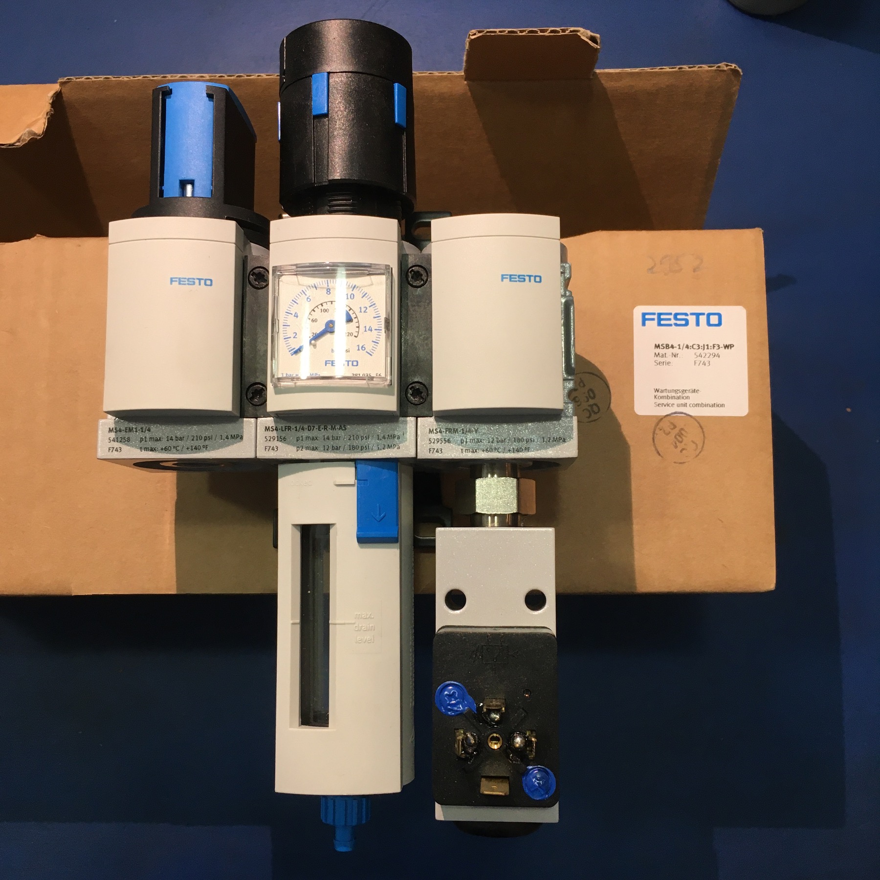 Önüm 824397 Festo
