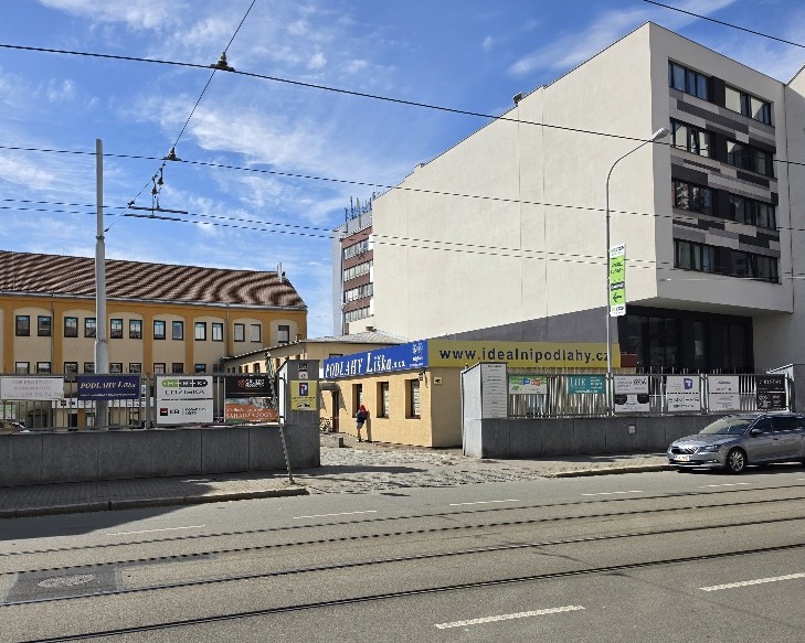 Navigace na prodejnu a parkování