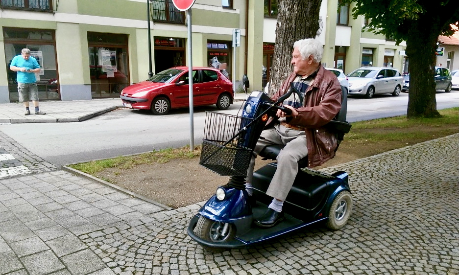 Elektrický skútr Sterling Elite XS