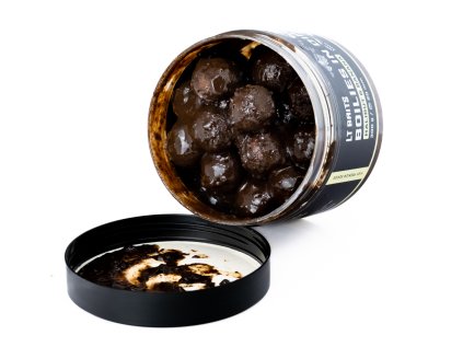 74062 74062 halibut banana dipovane boilies hmotnost 300 g prumer 20 mm