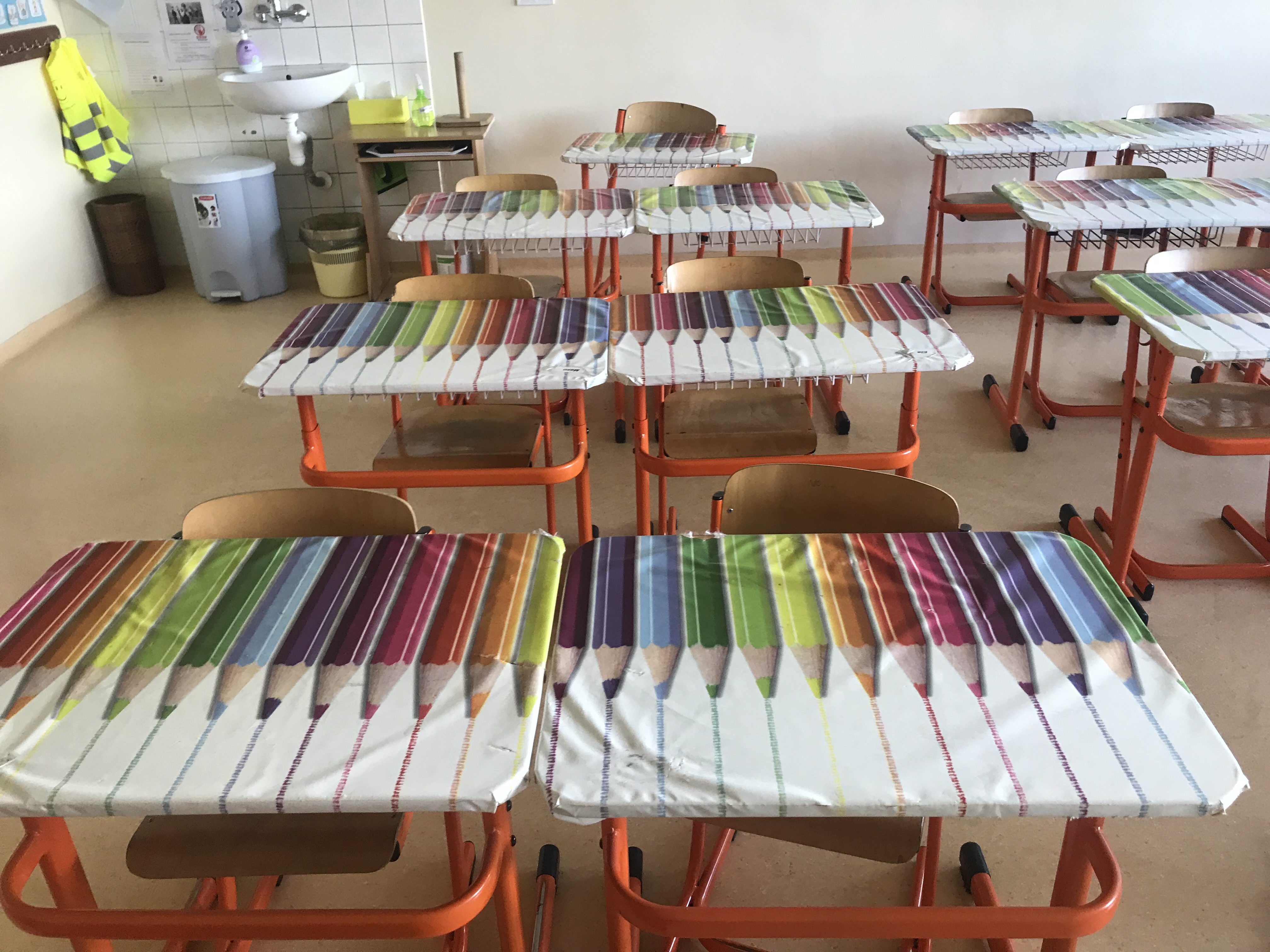 obrusy na školské lavice