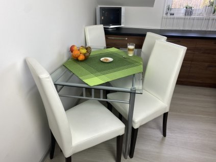 13635 obrus tifanny 80x80 zeleny