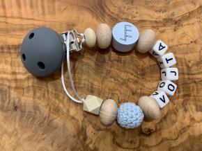 lubaby klip na dudlík se jménem Candy Blue háčkovaný