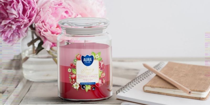 Tříbarevné vonné svíčky ve skle s víčkem a užívejte si jejich aroma každý den