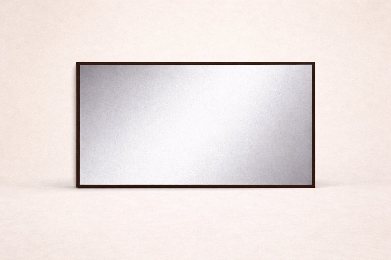 Velké zrcadlo jako klíčový prvek