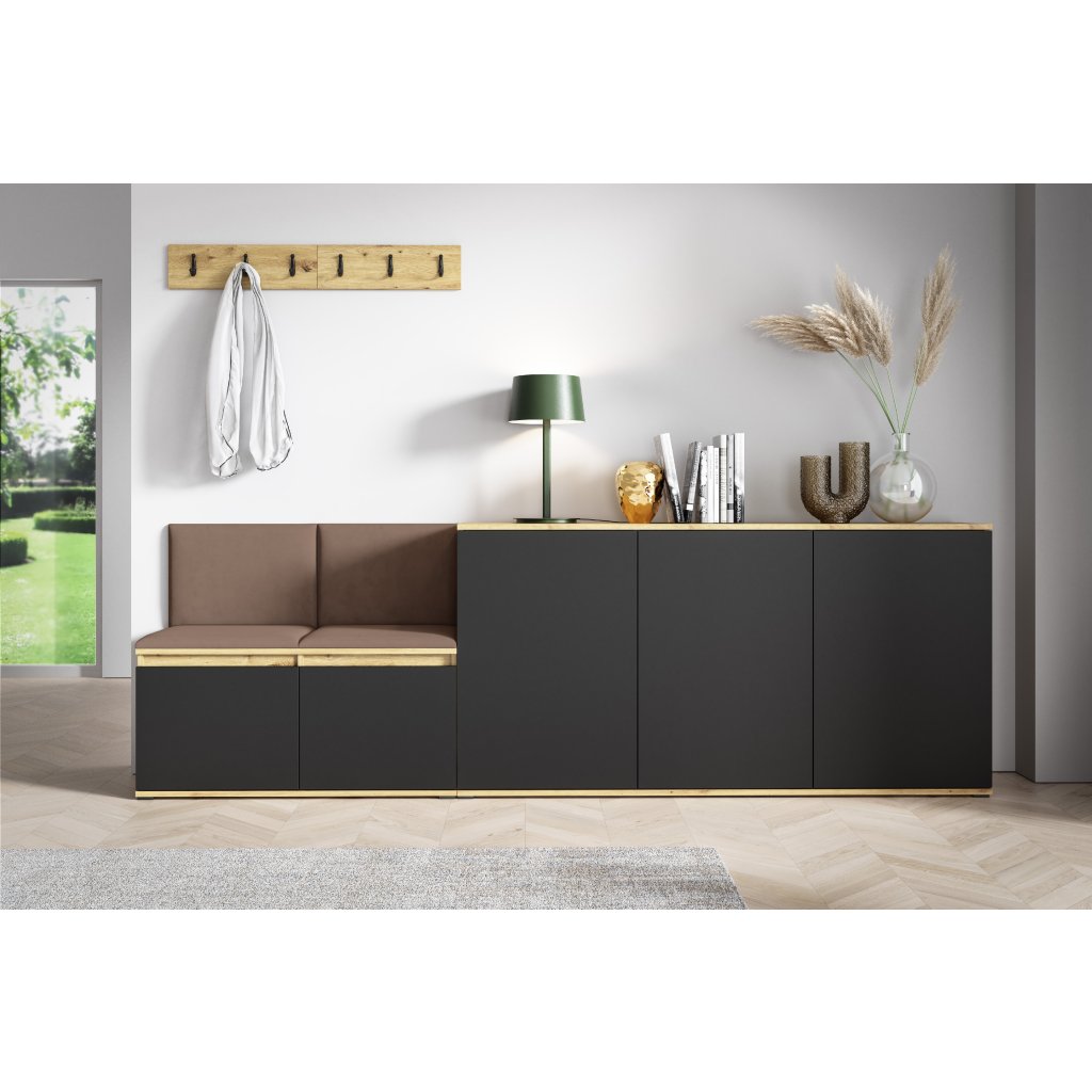 Eka Předsíňová stěna s čalouněnými panely Trinity 35 - Dub Artisan s černou / Hnědá 2307