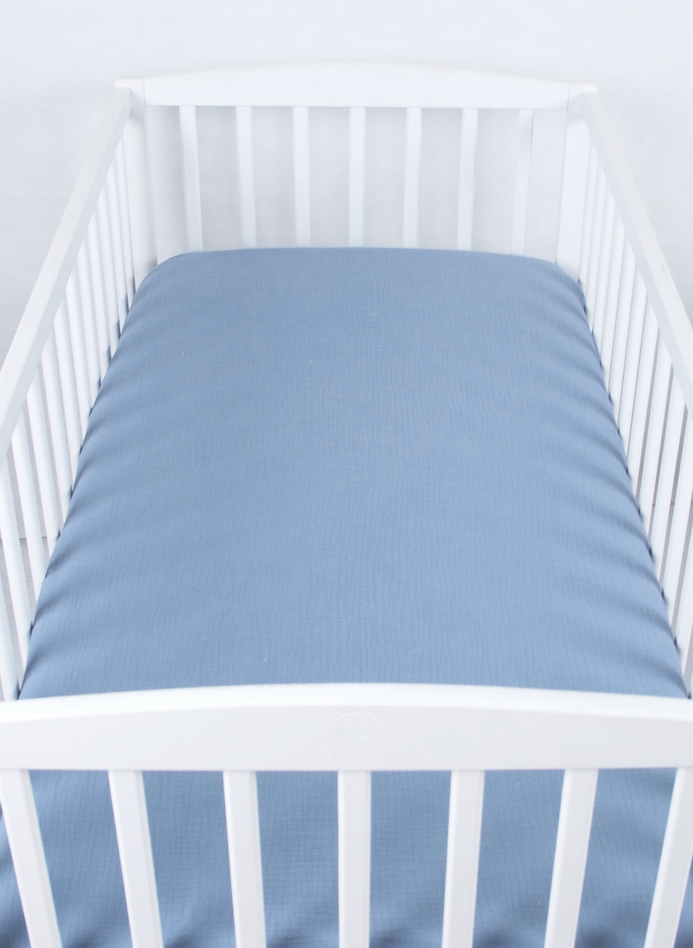 Levně BBL Dětské prostěradlo do postele mušelín - 120 x 60 cm - Modrá