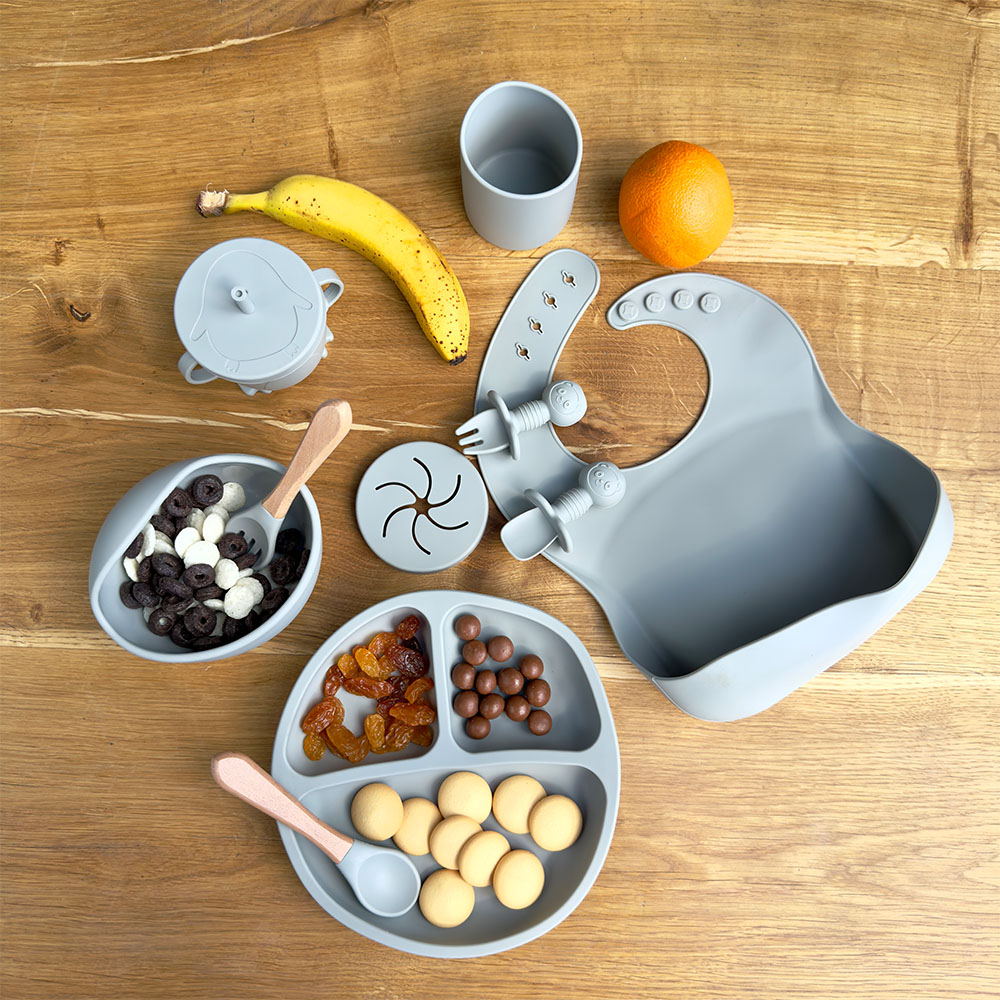 PupyHou Dětská silikonová jídelní sada PupyHou, 10-dílná Barva: Pink (růžová)