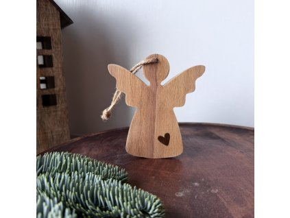 Dřevěný anděl k zavěšení