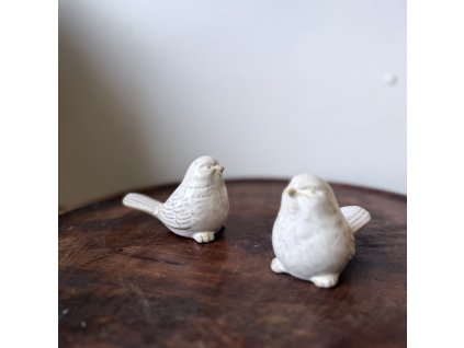 Porcelánový ptáček