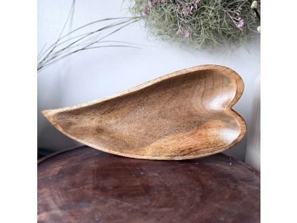 Tác ve tvaru srdce MANGO