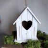 Budka pro ptáčky bílá