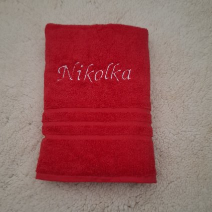 FROTĖ OSUŠKA SE JMÉNEM NA PŘÁNÍ