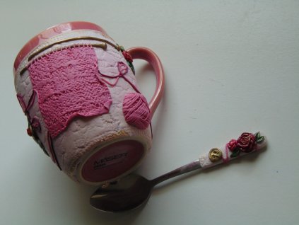 Hrníček s lžičkou