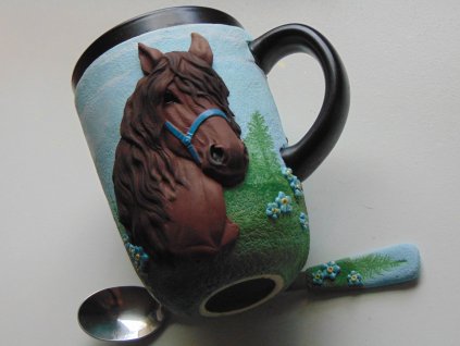 Hrníček s lžičkou