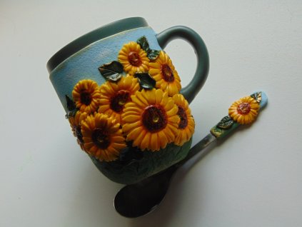 Hrníček s lžičkou