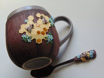 Hrníček s lžičkou