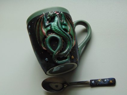 Hrníček s lžičkou