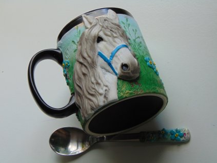 Hrníček s lžičkou