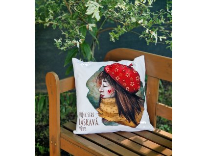 Vankúšik Be Kind SKLADOM