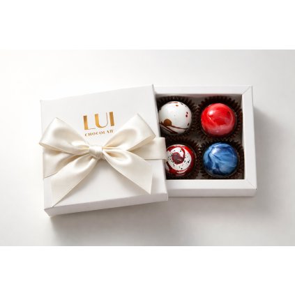 Bílá krabička 4ks 01