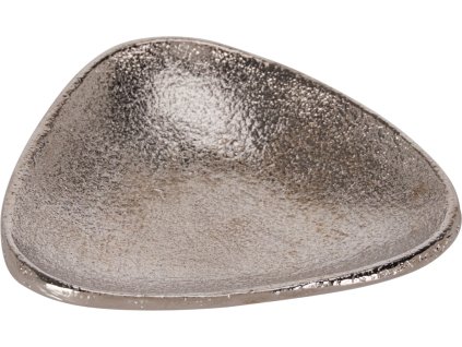 Stříbrná trojúhelníková hliníková miska s hrubým, tepaným povrchem.