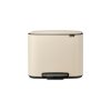Bo Pedal Bin, 11 + 23L Soft Beige 8710755202247 Brabantia 96dpi 1000x1000px 7 NR 27546