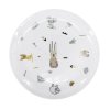 Porcelánový dětský talíř BIO Farma s motivem zajíce a drobných zvířátek, ø 20,5 cm.