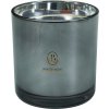 Velká vonná svíčka ve skle tmavě šedé barvy s logem a dřevěným knotem uprostřed.