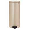 Pedal Bin newIcon, 30L Champagne 8710755304484 Brabantia 96dpi 1000x1000px 7 NR 20657