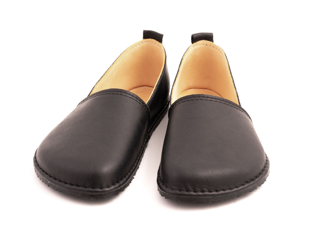 Fuego Barefoot moccasins - black - Luks Shoes