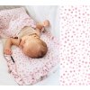 Lullalove Plochý polštářek z mušelínu Růžové Květinky