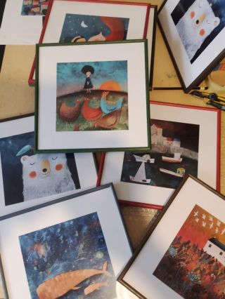 U balení a balení reprodukci jsem si vzpomněla na tuhle píseň..:) Ručičky nebojte se...vy makat nebudete... Ručičky moje...