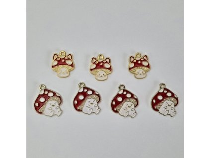 Kovový přívěsek - houbový elf