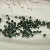 Fasetované skleněné korálky – tmavě zelené - ø 4 mm - 10 ks