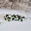 Skleněné korálky – polobílé glazované - tmavě zelená - ø 8 mm