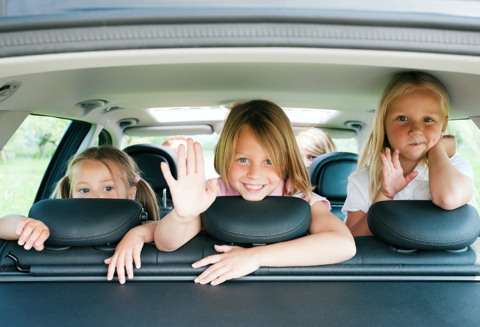🚗 7 her do auta, díky kterým bude cesta s dětmi v klidu