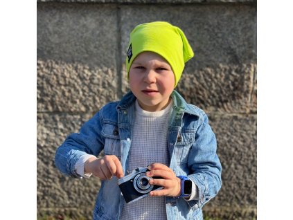 neonově zelená čepice Lumi Kids