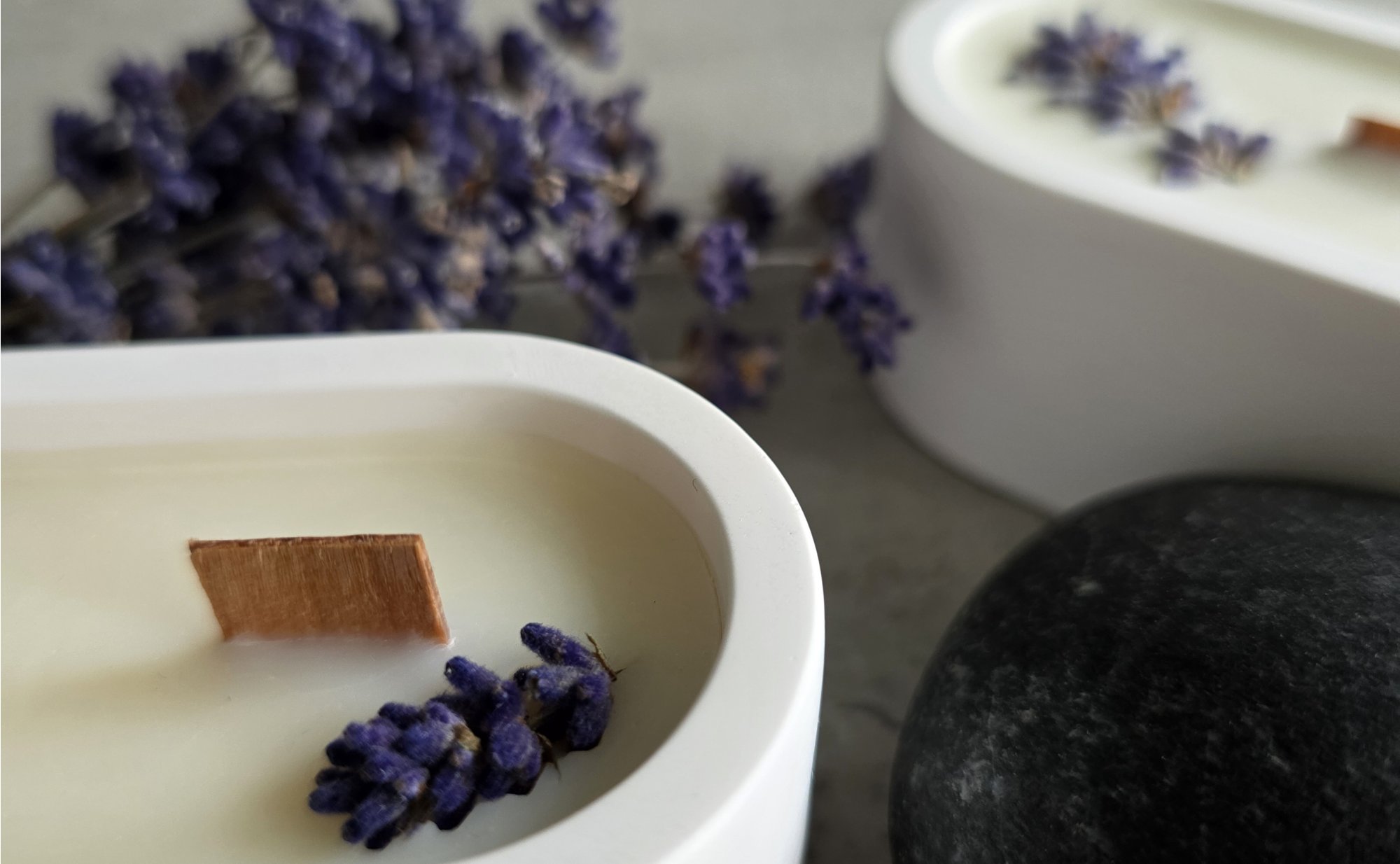 Dřevěný knot – srdce moderní svíčky