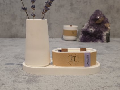 LEVANDULE Sada sójové svíčky, tácu a vázy