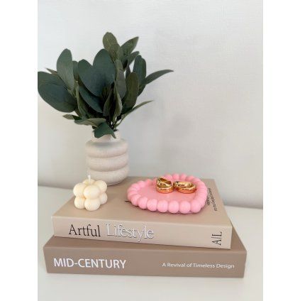Amira pink 2