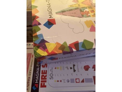 BAZAR Magnetická stavebnice Castle DLX 48 dílů | Magna-Tiles