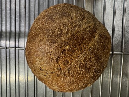 100% celozrnný chlieb z BIO múky, 800 gramov