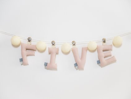 lunamies set privesku words five